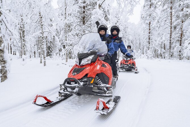 1 Hour Easy Snowmobile Safari in Levi - Kids and child pricing, what fits each age and height