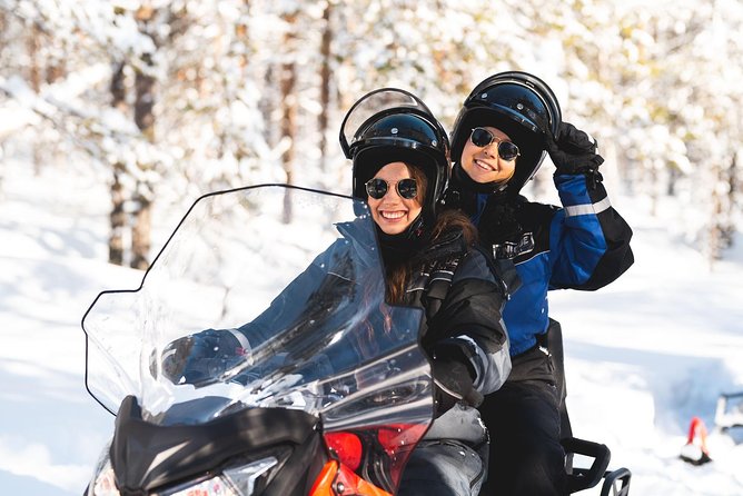 Arctic Circle Snowmobile Safari for Beginners in Rovaniemi - Photo stops, guide styles, and why patience shows up