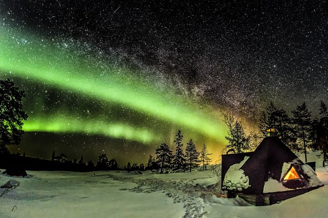 Auroras in Saariselkä – Northern Lights Photo Tour by Car and on Foot - Guide Names, Small Group Energy, and the Human Side of the Night