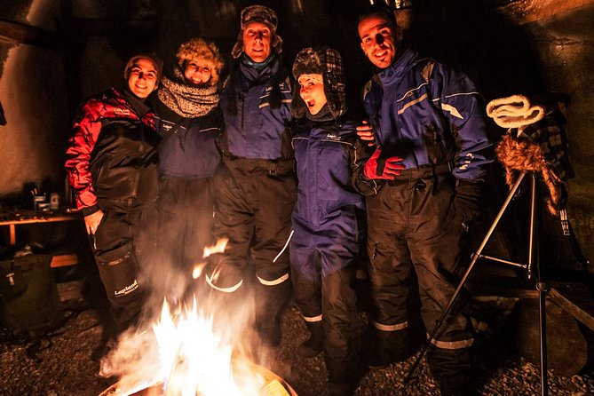 Auroras - Northern Lights Tours by Aurora Experts - Rovaniemi - The spotting strategy: mountains, north views, and photo-friendly distance