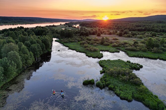 Canoe Trip in Lapland from Rovaniemi - The Snack and Hot Drinks Break That Makes It Worth It