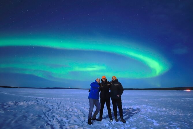 Chasing Aurora with Photographer - Small Group - Getting oriented at the Sunny Safari meeting point in Rovaniemi