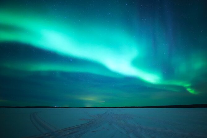 Chasing Aurora with Photographer - Small Group - Price of $192.36 and value for a 3.5-hour aurora experience