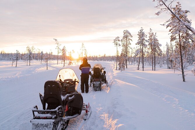 Evening Snowmobile Safari in Rovaniemi - Your included gear makes or breaks night comfort