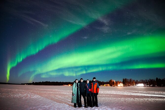 Family-Friendly: Northern Lights Adventure from Rovaniemi - Cameras, tripods, and realistic night photography in Lapland