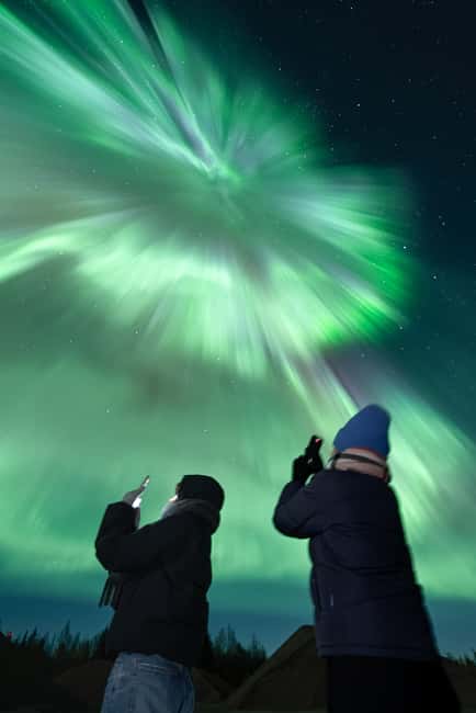 From Rovaniemi: Aurora Borealis Hunting with Photos & Videos - Unlimited hunting range, Finnish Lapland and Sweden when needed