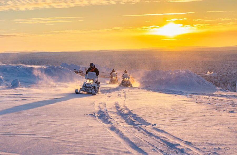 From Rovaniemi: Guided Lapland Snowmobile Adventure - Guide quality in real life: why names like Jordie and Roseanna pop up