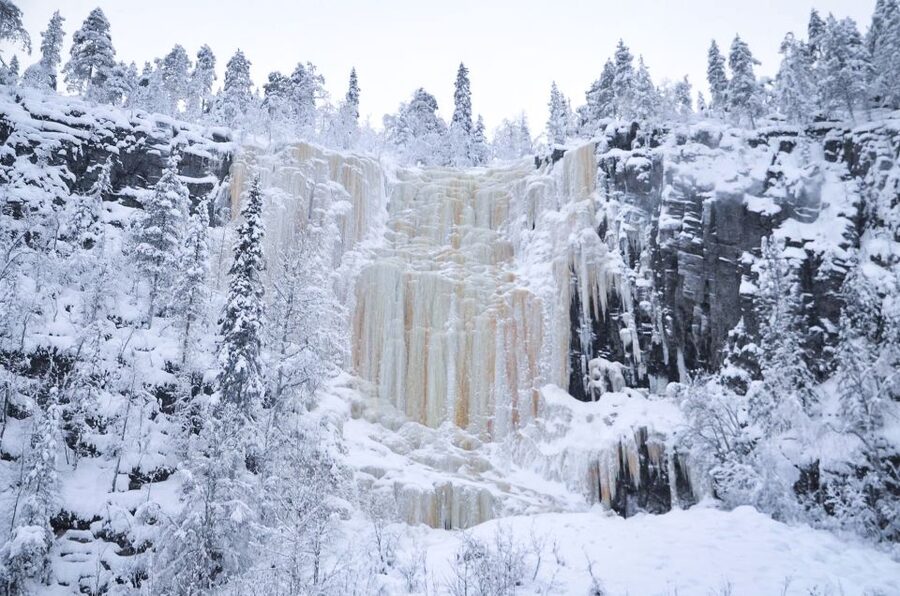 From Rovaniemi: Korouoma Canyon and Frozen Waterfalls Tour - Gear, clothing, and small-group comfort (8 people max)