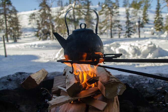 Full-Day Snowshoeing Adventure in Amethyst Mine Pyhä Luosto - The top-of-fell views: why this park feels different