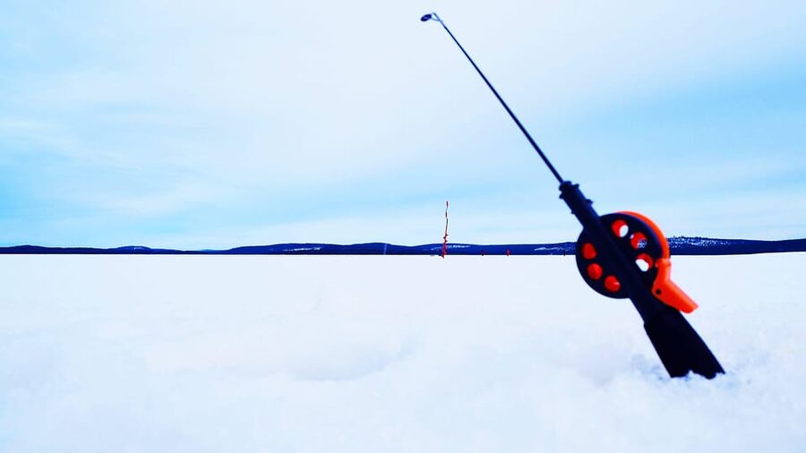 Ice fishing program in Lapland - Photos and Stories: Capturing a Winter Day Without Stress