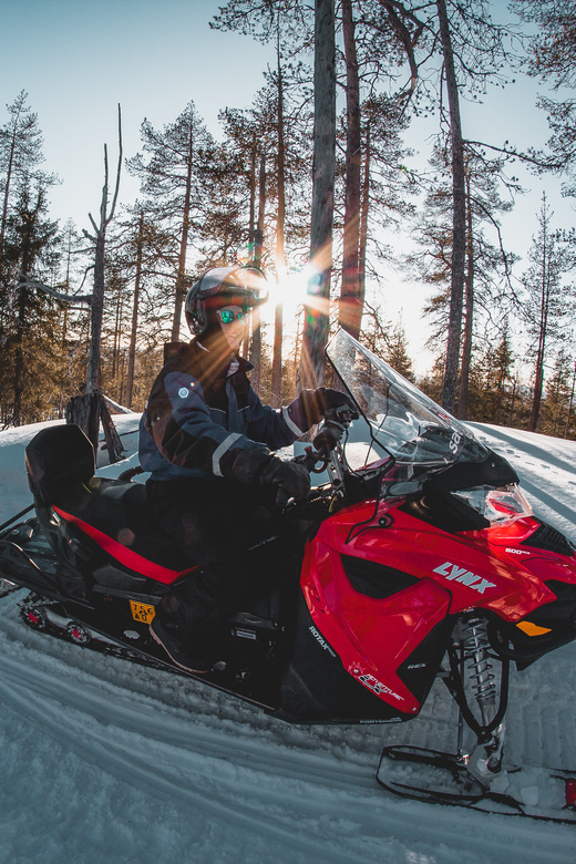 Levi: Easy Snowmobile Safari into the Nature - Why this Levi snowmobile safari is such a smart first winter activity