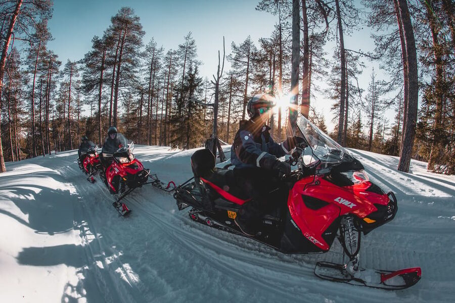 Levi: Easy Snowmobile Safari into the Nature - Shared snowmobiles: how to get the best out of riding together