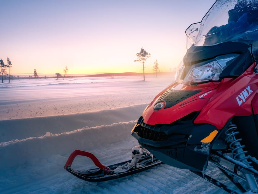 Levi: Easy Snowmobile Tour Perfect for Beginners - Easy Snowmobiling in Levi, Built for First Timers and Families