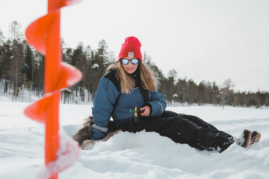 Levi: Finnish Ice Fishing Tour by Car - Drill Your Own Hole and Learn the Gear the Right Way