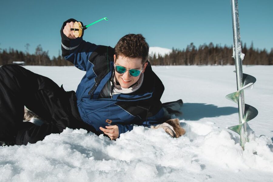 Levi: Finnish Ice Fishing Tour by Car - The Warm Car Ride to Your Frozen Fishing Spot