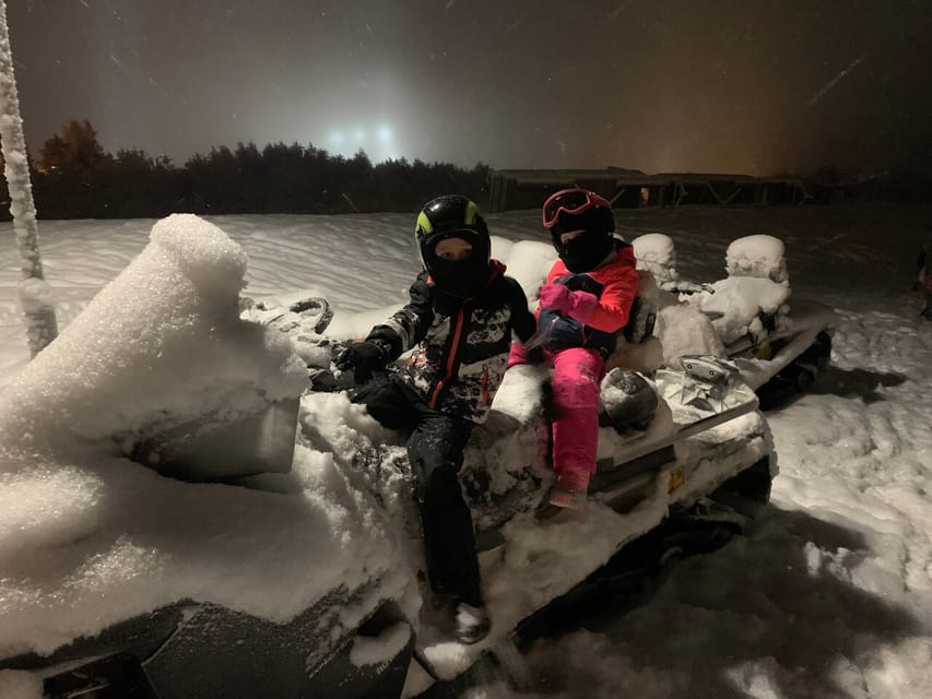 Levi: Northern Lights Snowmobile Safari and Campfire Picnic - Campfire picnic: sausages, hot drinks, and a pause that matters