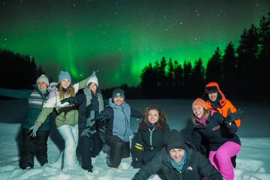 Levi: Northern Lights Tour with Guaranteed Sightings - The real rhythm of an 8-hour Levi aurora night