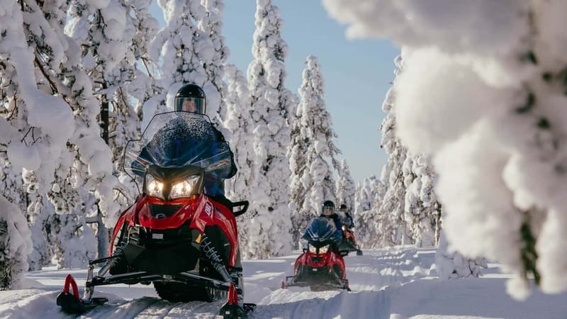 Levi: Snowmobile Safari to the Levi Nature - Getting the cold under control: gear you wear, plus what you should plan