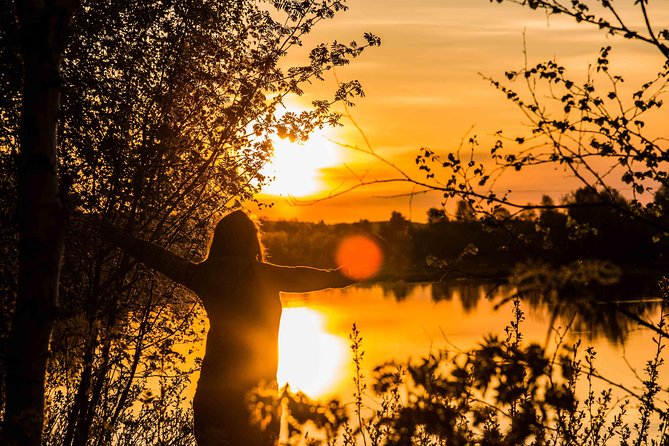 Midnight sun photography tour - What Happens Between Stops: How the Evening Flow Feels