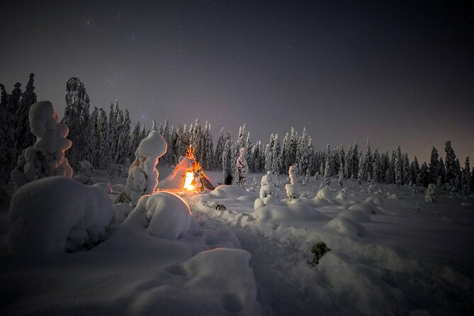 Night Snowshoeing Adventure under the Northern Lights - What You Should Pack (and What Not to)