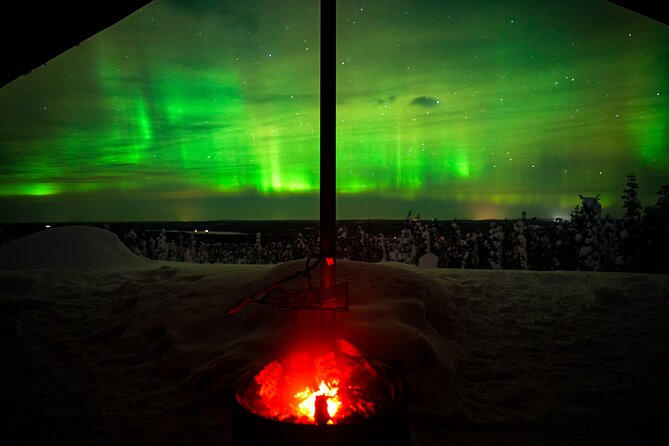 Night Snowshoeing Adventure under the Northern Lights - How the Tour Moves Through the Arctic at Night