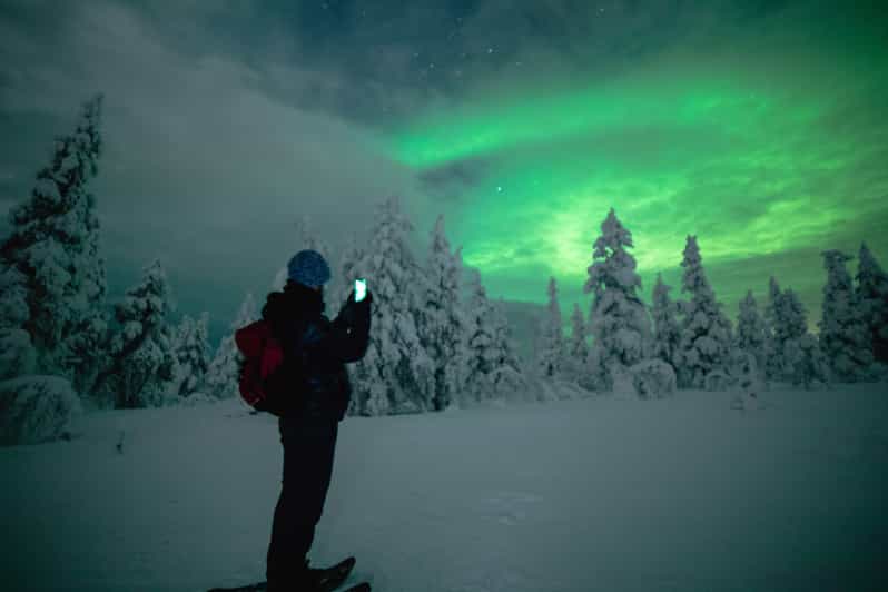 Night Snowshoeing Lapland Experience - What to wear for a real white-night snowshoe