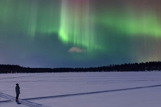 Northern Lights Adventure in the Wild with Campfire Treats - Snowmobile Ride, Lake Walk, and the Route That Makes the Night Feel Full
