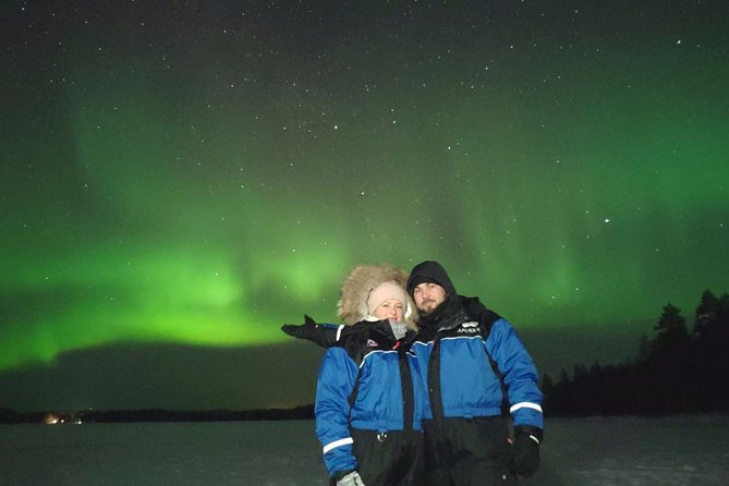 Northern lights hunting photo tour with bbq; small groups - Guides, stories, and what you learn while you wait