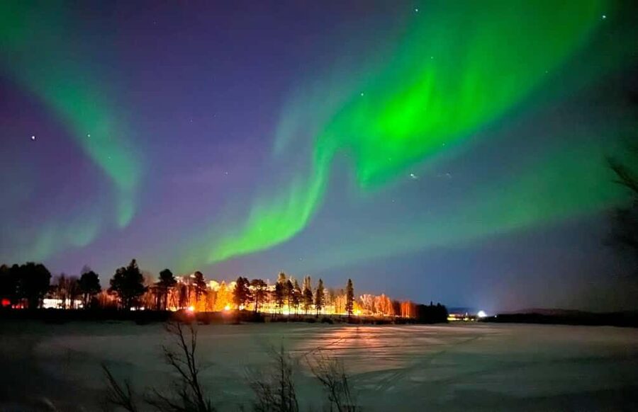 Northern lights private tour Rovaniemi - Convenience at the end of the night: Santa Claus Hotel and Scandic drop-offs