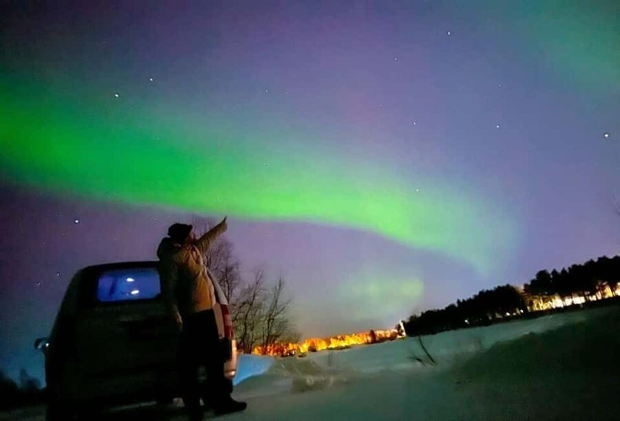 Northern lights private tour Rovaniemi - The aurora hunt game plan, from pickup to darker skies