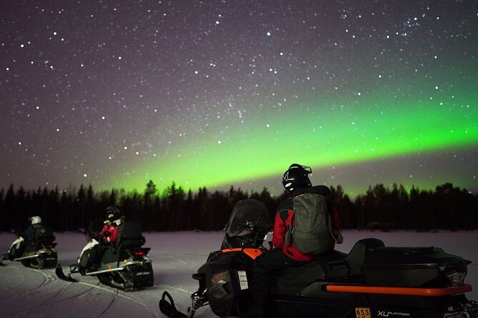 Northern Lights Snowmobile Hunt - Pickup, timing, and how the night schedule usually works