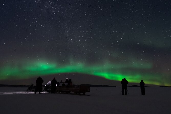 Northern lights tour to Lake Inari from Ivalo, Reindeers & Dinner - Lake Inari at night: your aurora viewing “window”