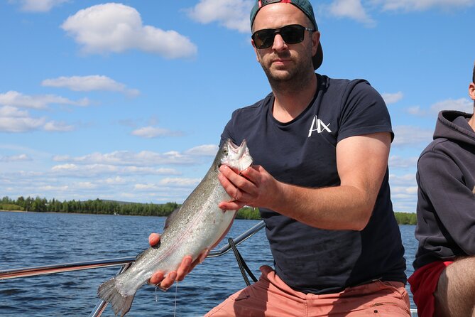 Private Guided Fishing Boat Tour in Rovaniemi - Private Guided Fishing Boat Tour in Rovaniemi: the Ounas River vibe