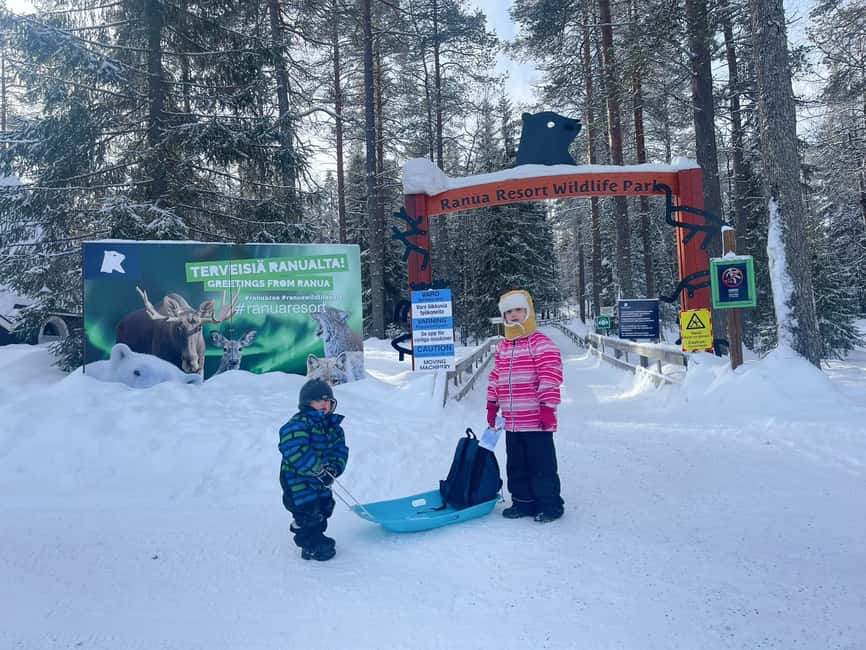 Ranua Wildlife zoo tour with lunch buffet included - Rovaniemi pickup and the ride into colder country