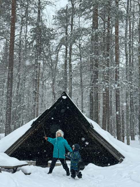Ranua Wildlife zoo tour with lunch buffet included - What to pack for serious cold, since winter clothes are not included