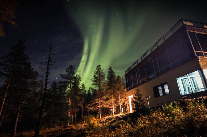 Rovaniemi AURORA PASS: 3-5 Days Unlimited Northern Lights chasing Pass - Day 2 in Rovaniemi: Camera Tips and the Color Science Behind the Lights