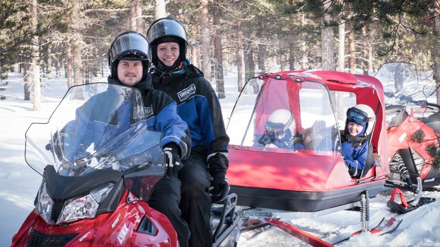 Rovaniemi: Family Snowmobile Safari with Campfire and Snacks - Campfire Snacks: Sausages, Marshmallows, Warm Berry Juice