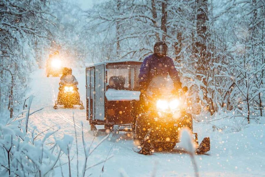 Rovaniemi: Family Snowmobiling Trip - Mini snowmobiles for kids: the secure area where control matters