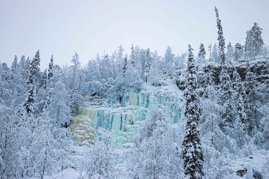 Rovaniemi: Frozen Waterfalls of Korouoma Canyon & Pro Photos - The hike is the main event, and it has real winter edge