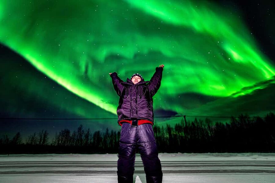 Rovaniemi: Guaranteed Northern Lights Tour with Photos - Prime viewing spots and what it means to chase clear skies