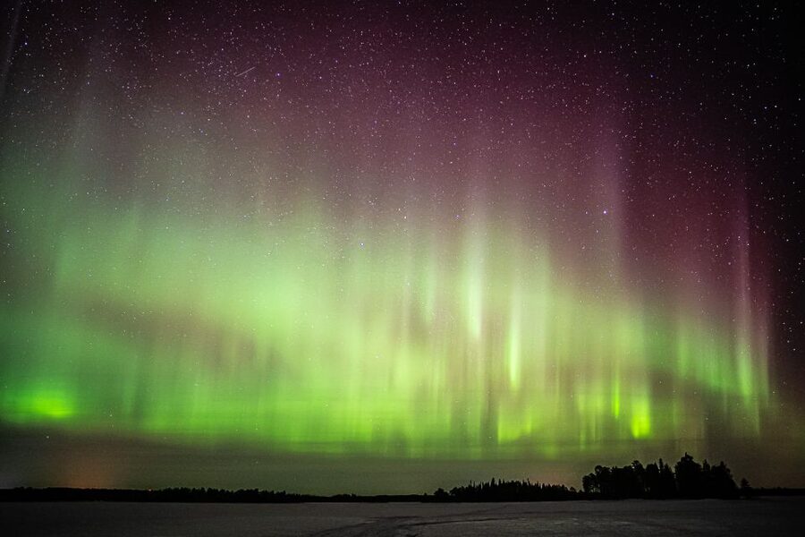 Rovaniemi: Guaranteed Ultimate Aurora Hunt with Photographer - When the sky is cloudy, here is what to expect