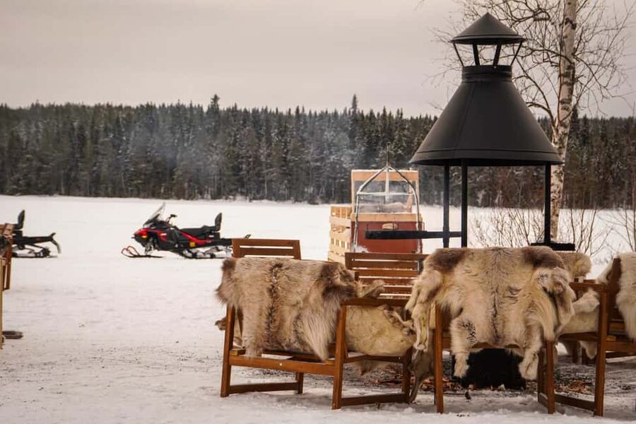 Rovaniemi: Guided Wilderness Snowmobile Safari & Barbeque - What the ride feels like on a frozen lake route