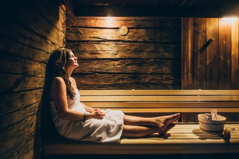 Rovaniemi: Lakeside Private Sauna with Aurora Borealis - The Traditional Finnish Sauna Hour: The Main Event