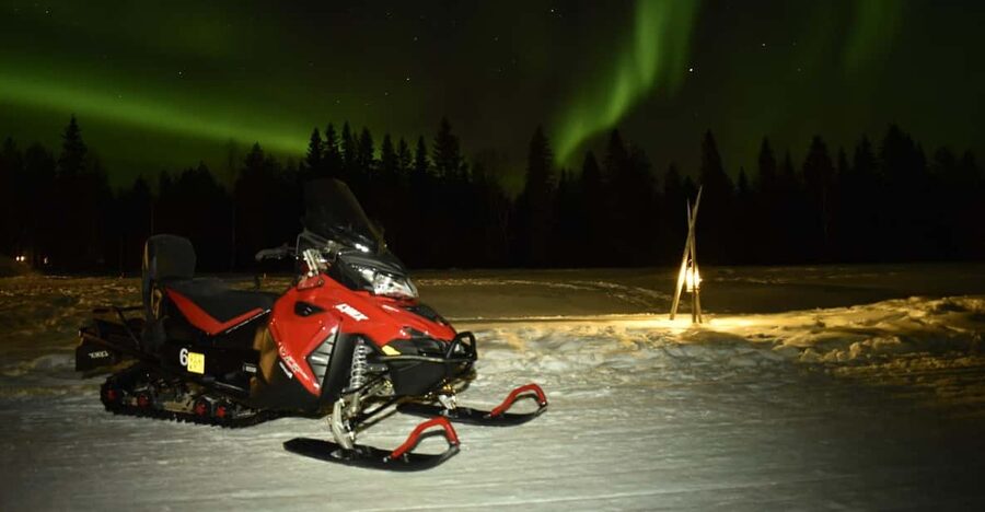 Rovaniemi: Night Snowmobile Tour - Gear, Helmet, and the Driver Lesson So You Are Not White-Knuckling