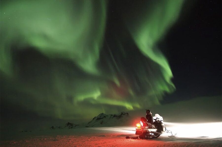 Rovaniemi: Northern Lights Snowmobile Hunt - Key things that make this Northern Lights snowmobile hunt work