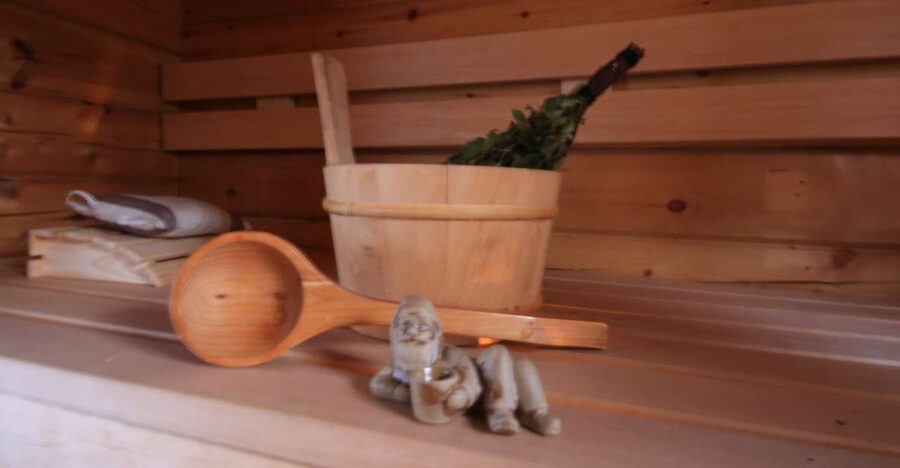 Rovaniemi: Private Sauna, Jacuzzi and Dinner - Key things I’d clock before you book