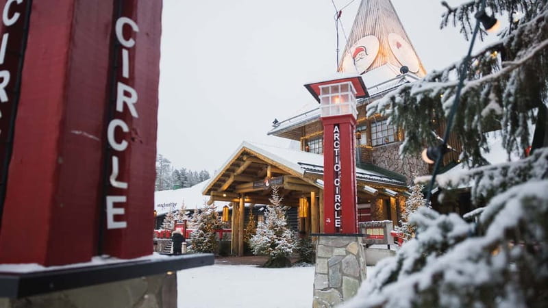 Rovaniemi: Reindeer, Huskies & Santa Claus Village - Santa Claus Village and the Arctic Circle line crossing