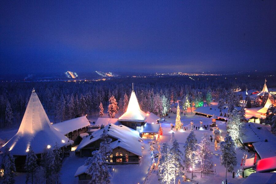 Rovaniemi: Santa Claus Village Visit with Hotel Pickup - The Santa Meeting, Wish List Whisper, and Photo Reality