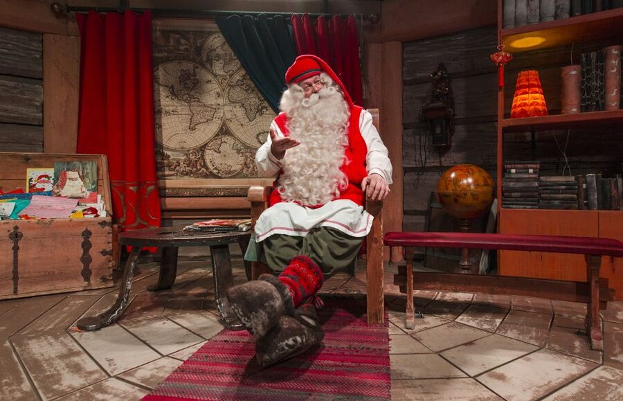 Rovaniemi: Santa’s Village & Snowmobiling to Reindeer Farm - Snowmobile safari: how the ride works, rules, and what to expect