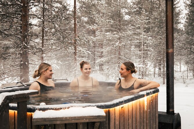 Rovaniemi Sauna World with a Hot Tub, Jacuzzi and Cold Pool - Rovaniemi Sauna World at Lapland Winter Park: the 90-minute flow